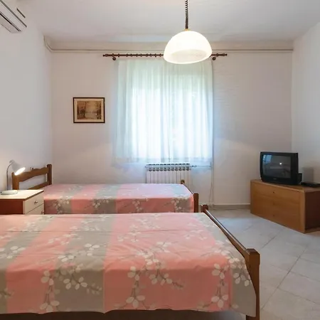 8 * Zadar